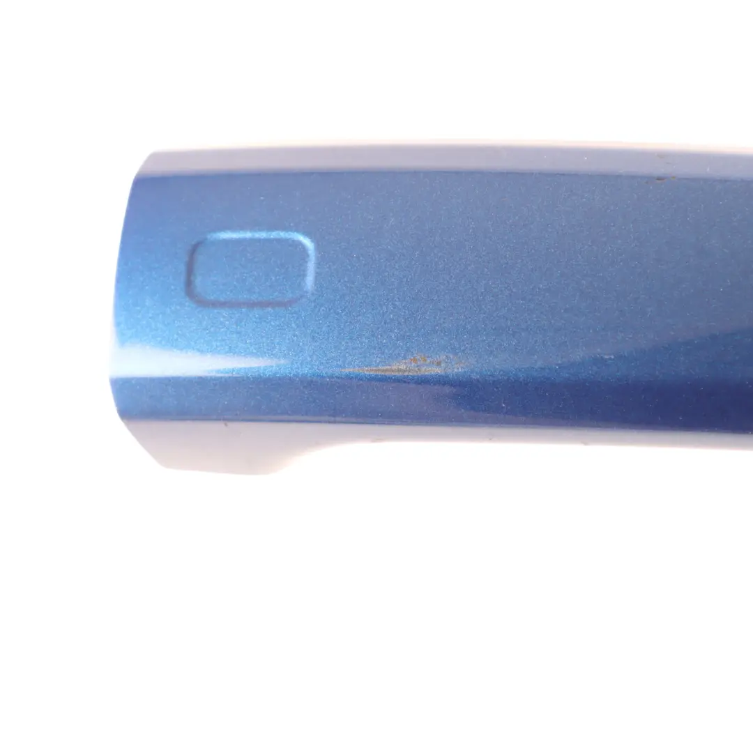 Poignée de porte arrière gauche Arrow Grey Pearl - Z7W pour Audi Q2 GA à propos du numéro de pièce 8V0837205A Audi Q2 GA Poignée de porte arrière gauche Arrow Grey Pearl - Z7W - SKU 8V0837205A-SEB - Numéro de pièce 8V0837205A