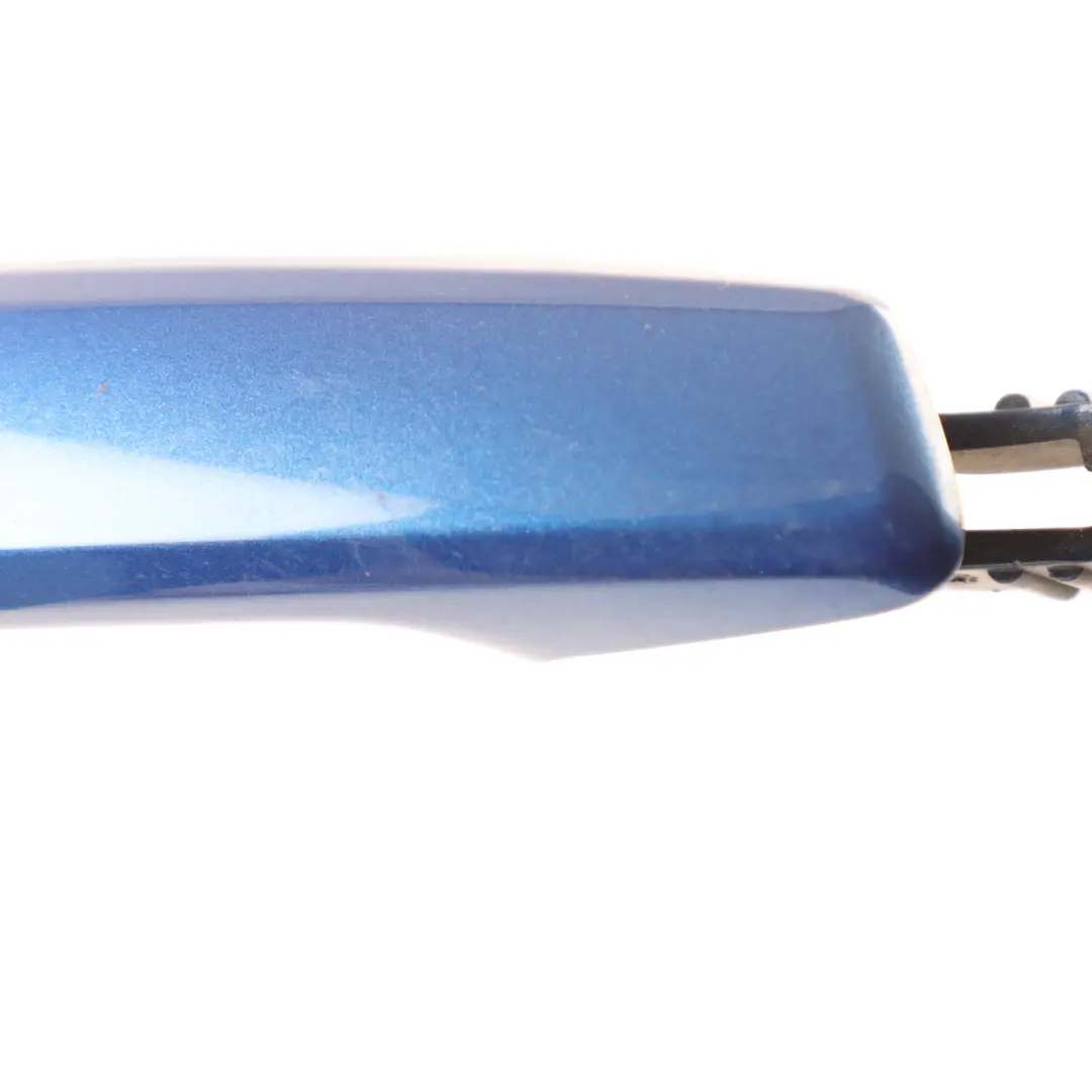 Maniglia porta posteriore sinistra Arrow Grey Pearl - Z7W per Audi Q2 GA con numero di parte 8V0837205A Audi Q2 GA Maniglia porta posteriore sinistra Arrow Grey Pearl - Z7W - SKU 8V0837205A-SEB - Numero di parte 8V0837205A