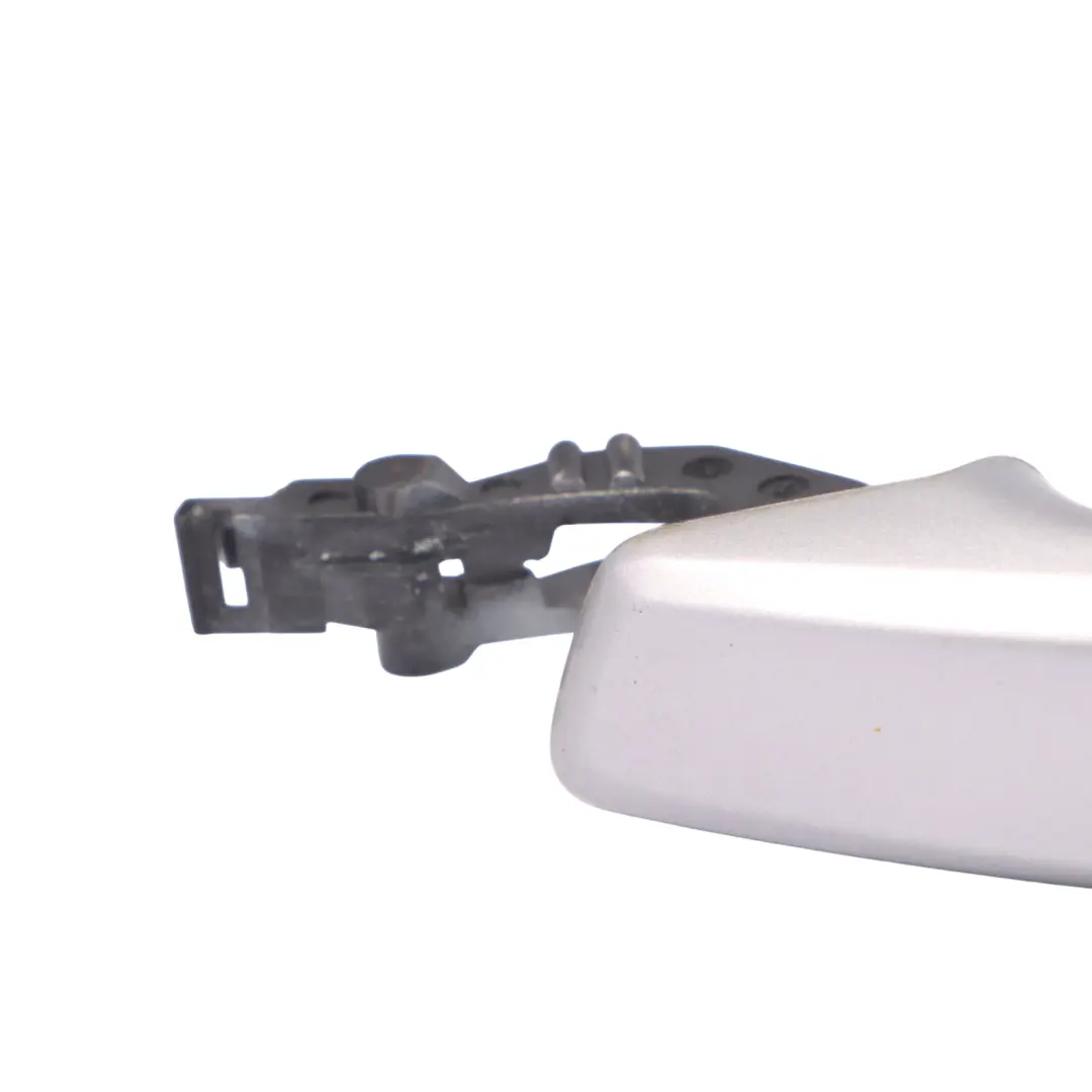 Poignée de porte arrière droite Foil Silver Z7G pour Audi A3 8V à propos du numéro de pièce 8V0837206A Audi A3 8V Poignée de porte arrière droite Foil Silver Z7G - SKU 8V0837206A-FSI - Numéro de pièce 8V0837206A