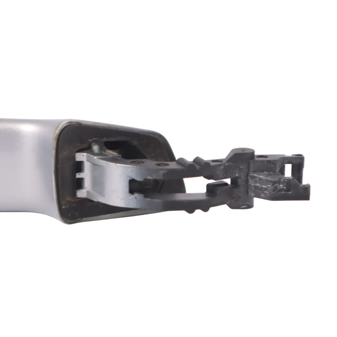 Audi A3 8V Manija de la puerta trasera derecha Foil Plata Z7G - SKU 8V0837206A-FSI - Número de pieza 8V0837206A