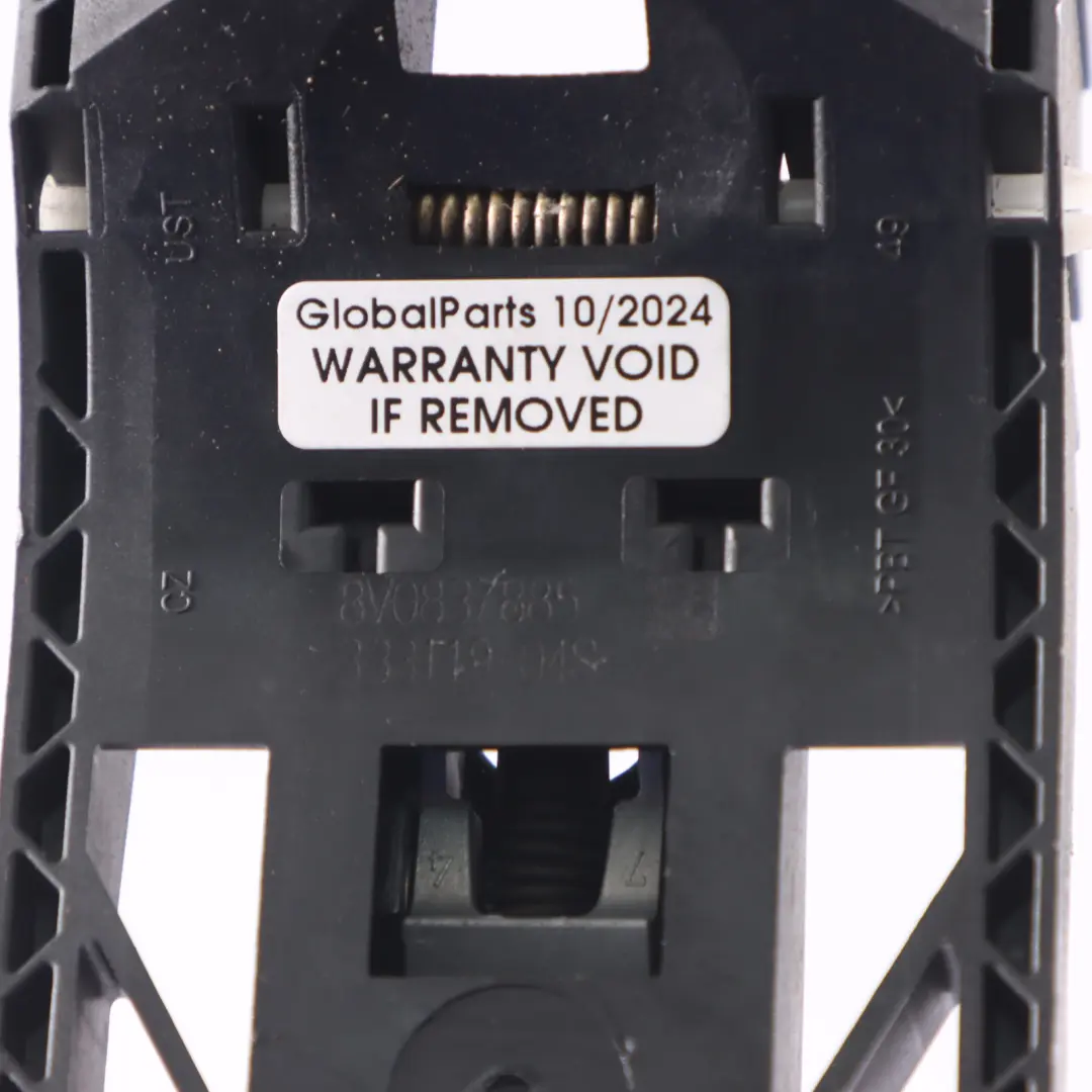 Puerta Exterior Manija Soporte Delantero Lado Conductor para Audi A3 8V con número de pieza 8V0837885 Audi A3 8V Puerta Exterior Manija Soporte Delantero Lado Conductor - SKU 8V0837885 - Número de pieza 8V0837885