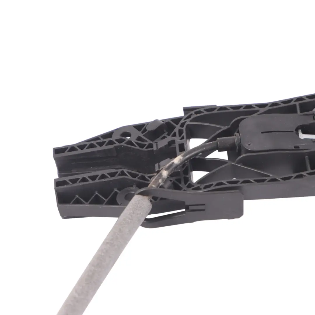 Wspornik Mocowanie Klamki Zewnętrznej Strona Kierowcy do Audi A3 8V o numerze 8V0837885 Audi A3 8V Wspornik Mocowanie Klamki Zewnętrznej Strona Kierowcy - SKU 8V0837885 - Numer Części 8V0837885