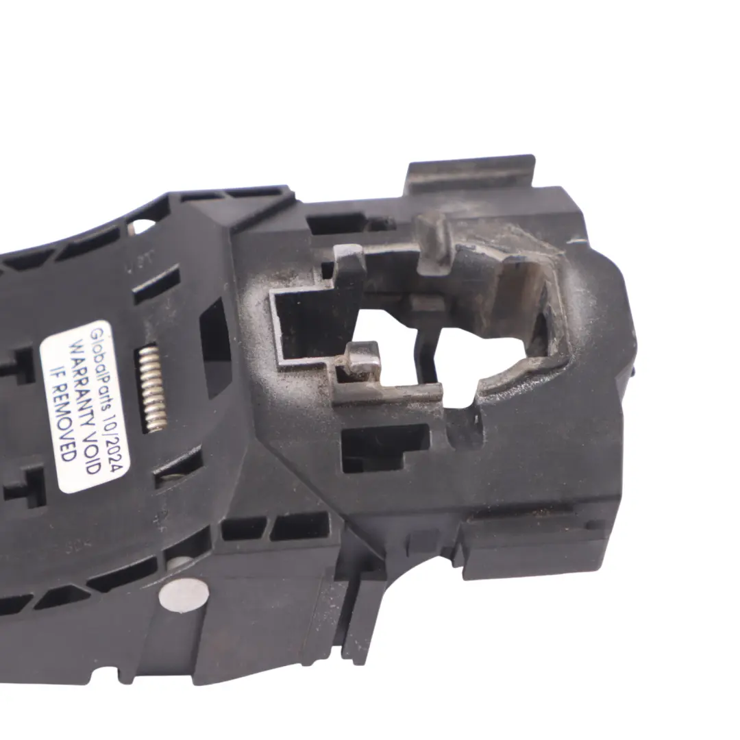 Puerta Manija Soporte Trasero Derecho Izquierdo Portador para Audi A3 8V con número de pieza 8V0839885 Audi A3 8V Puerta Manija Soporte Trasero Derecho Izquierdo Portador - SKU 8V0839885-1 - Número de pieza 8V0839885