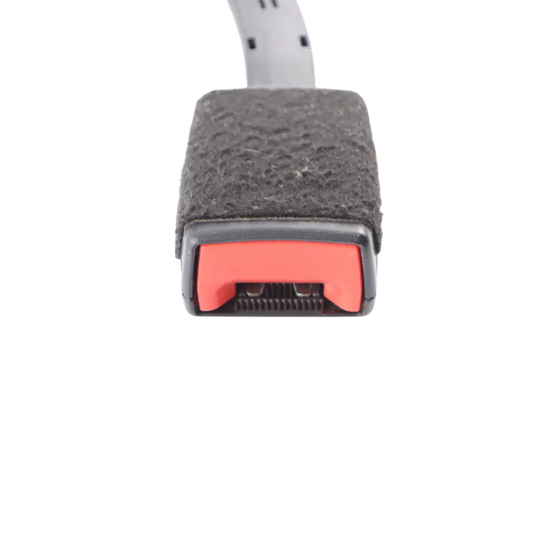 Fibbia di sicurezza Gancio anteriore destro per Audi A3 8V con numero di parte 8V0857756B Audi A3 8V Fibbia di sicurezza Gancio anteriore destro - SKU 8V0857756B - Numero di parte 8V0857756B