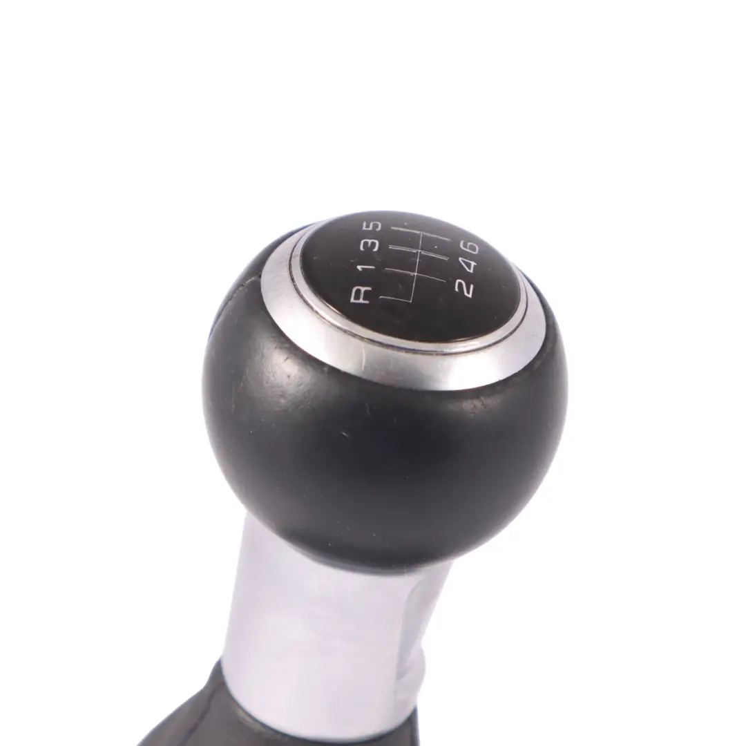 Levier de vitesse manuel 6 vitesses en cuir pour Audi A3 8V à propos du numéro de pièce 8V0863278AA Audi A3 8V Levier de vitesse manuel 6 vitesses en cuir - SKU 8V0863278AA - Numéro de pièce 8V0863278AA