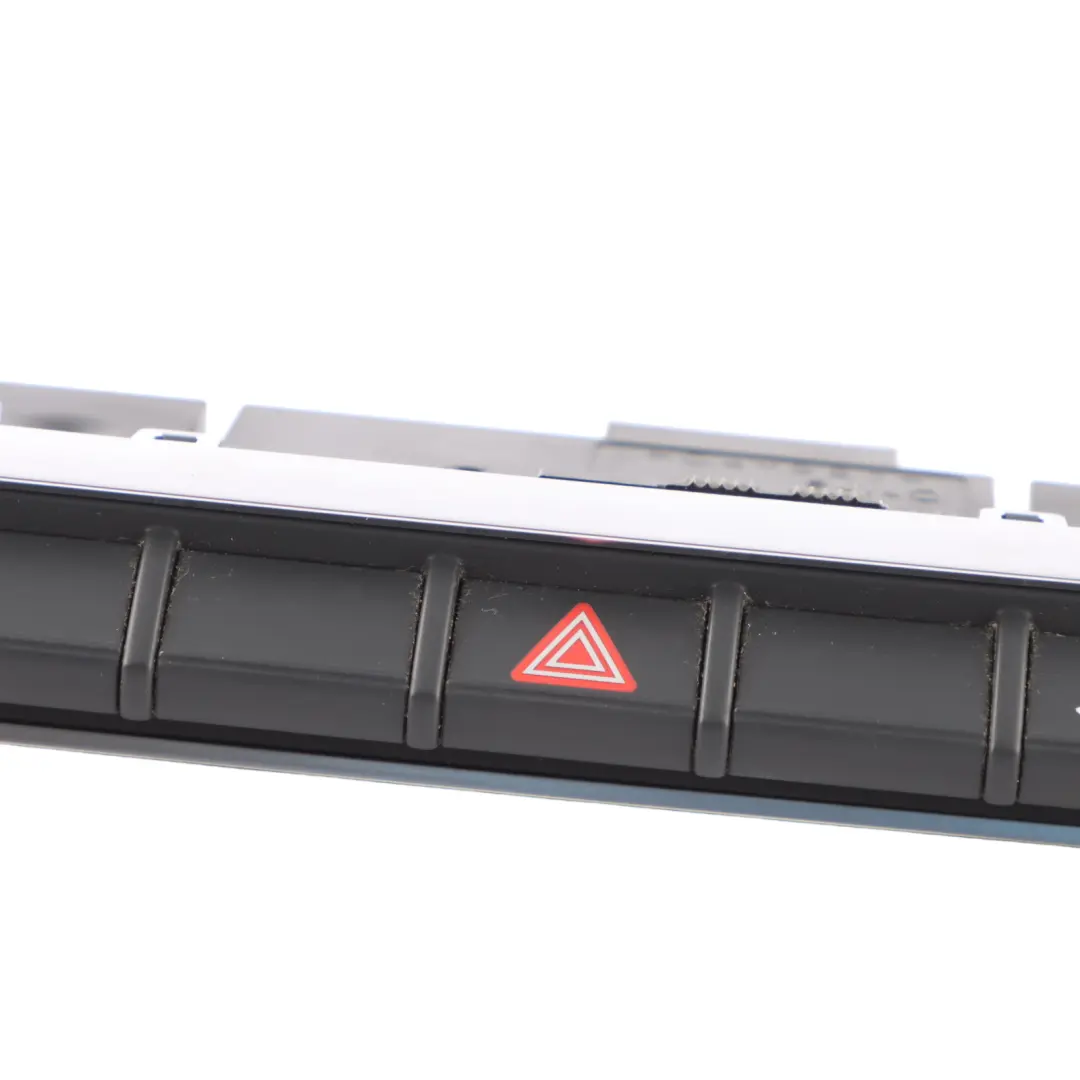 Interior Control Hazard Switch Button Console Panel to Audi A3 8V with Part number 8V0925301NP Audi A3 8V Interior Control Hazard Switch Button Console Panel - SKU 8V0925301NP - Part number 8V0925301NP