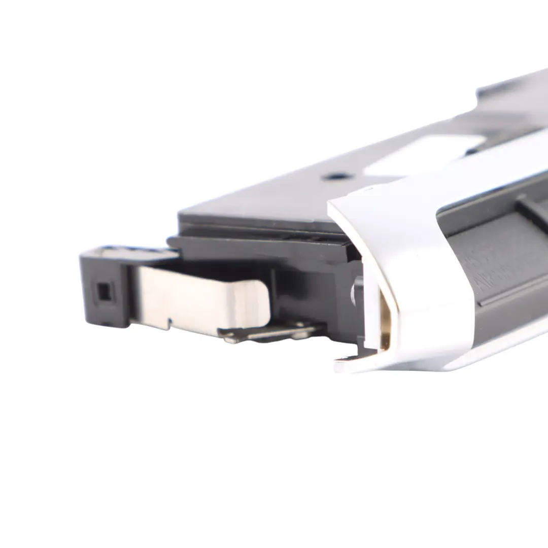 Interior Control Hazard Switch Button Console Panel to Audi A3 8V with Part number 8V0925301NP Audi A3 8V Interior Control Hazard Switch Button Console Panel - SKU 8V0925301NP - Part number 8V0925301NP