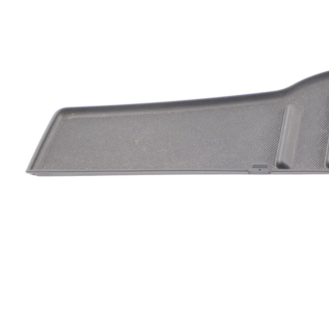 Audi A3 8V Insert Carte Porte Avant Gauche Tapis Caoutchouc Panneau - SKU 8V3868133 - Numéro de pièce 8V3868133
