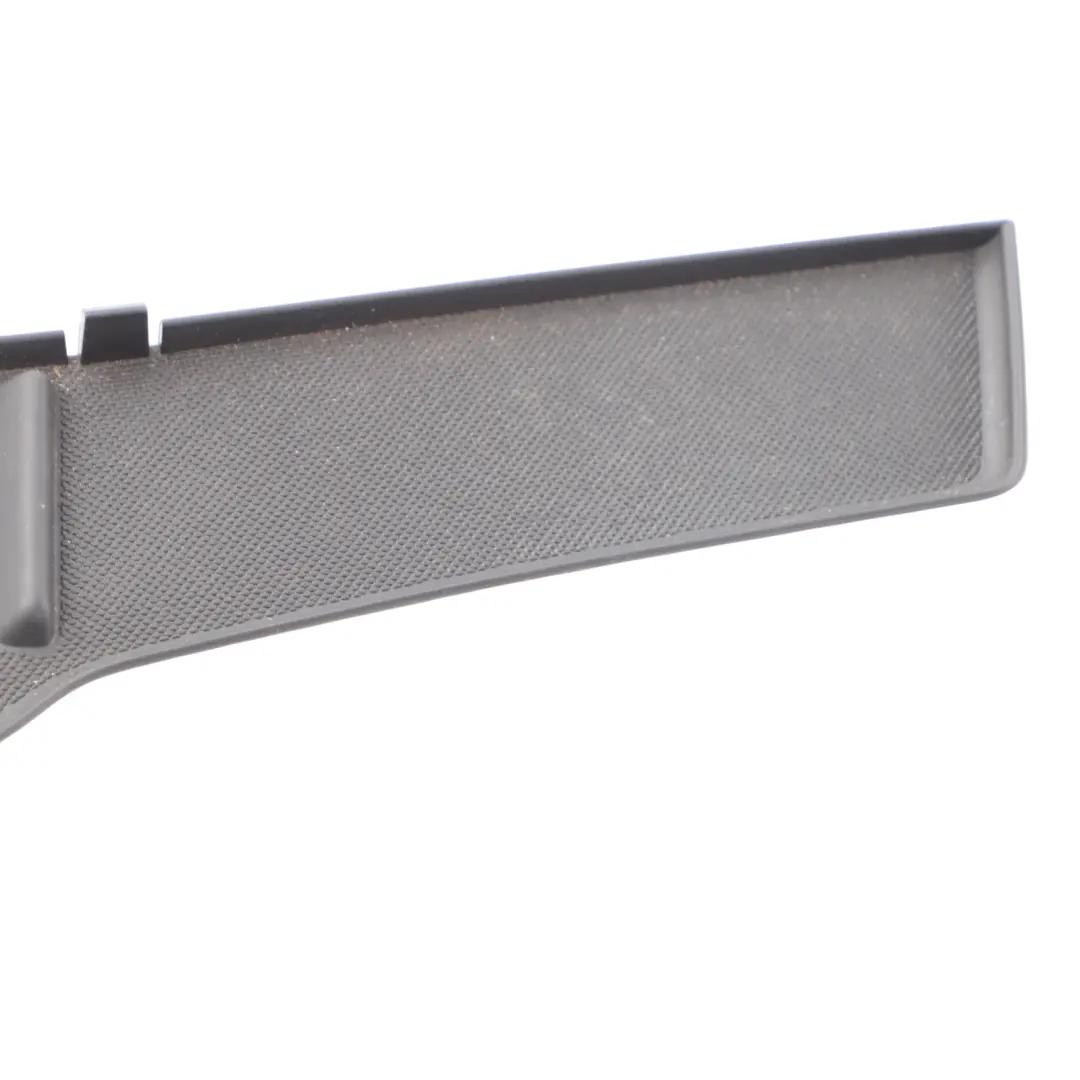 Audi A3 8V Insert Carte Porte Avant Gauche Tapis Caoutchouc Panneau - SKU 8V3868133 - Numéro de pièce 8V3868133