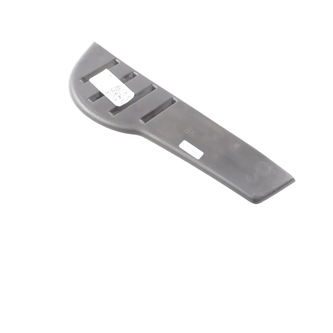 Tarjeta De Puerta Delantera Inserción Derecha Goma Bandeja para Audi A3 8V con número de pieza 8V3868134 Audi A3 8V Tarjeta De Puerta Delantera Inserción Derecha Goma Bandeja - SKU 8V3868134 - Número de pieza 8V3868134
