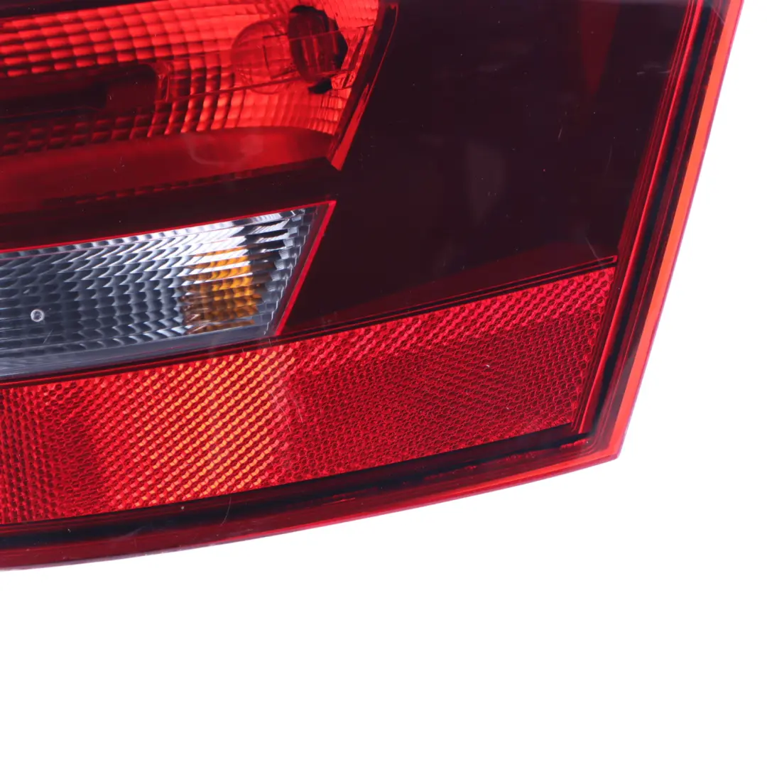 Feu Arrière Droit Feu Extérieur De Coffre pour Audi A3 8V à propos du numéro de pièce 8V3945096C Audi A3 8V Feu Arrière Droit Feu Extérieur De Coffre - SKU 8V3945096C - Numéro de pièce 8V3945096C