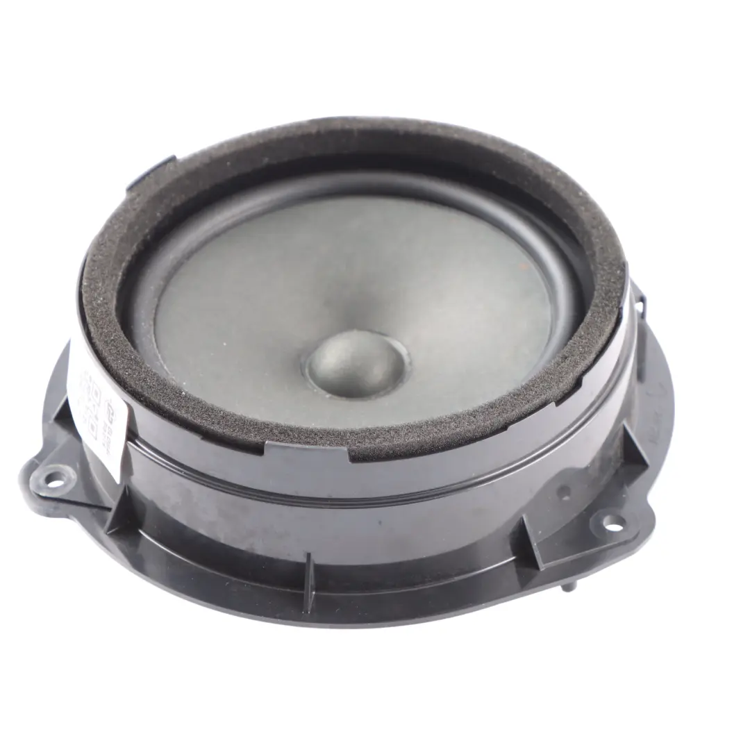 Tapa Altavoz Trasero Puerta Izquierda para Audi A3 8V con número de pieza 8V4035411B Audi A3 8V Tapa Altavoz Trasero Puerta Izquierda - SKU 8V4035411B-1 - Número de pieza 8V4035411B