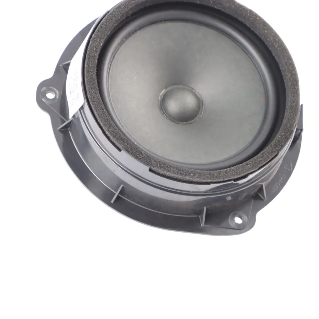 Tapa Altavoz Trasero Puerta Izquierda para Audi A3 8V con número de pieza 8V4035411B Audi A3 8V Tapa Altavoz Trasero Puerta Izquierda - SKU 8V4035411B-1 - Número de pieza 8V4035411B
