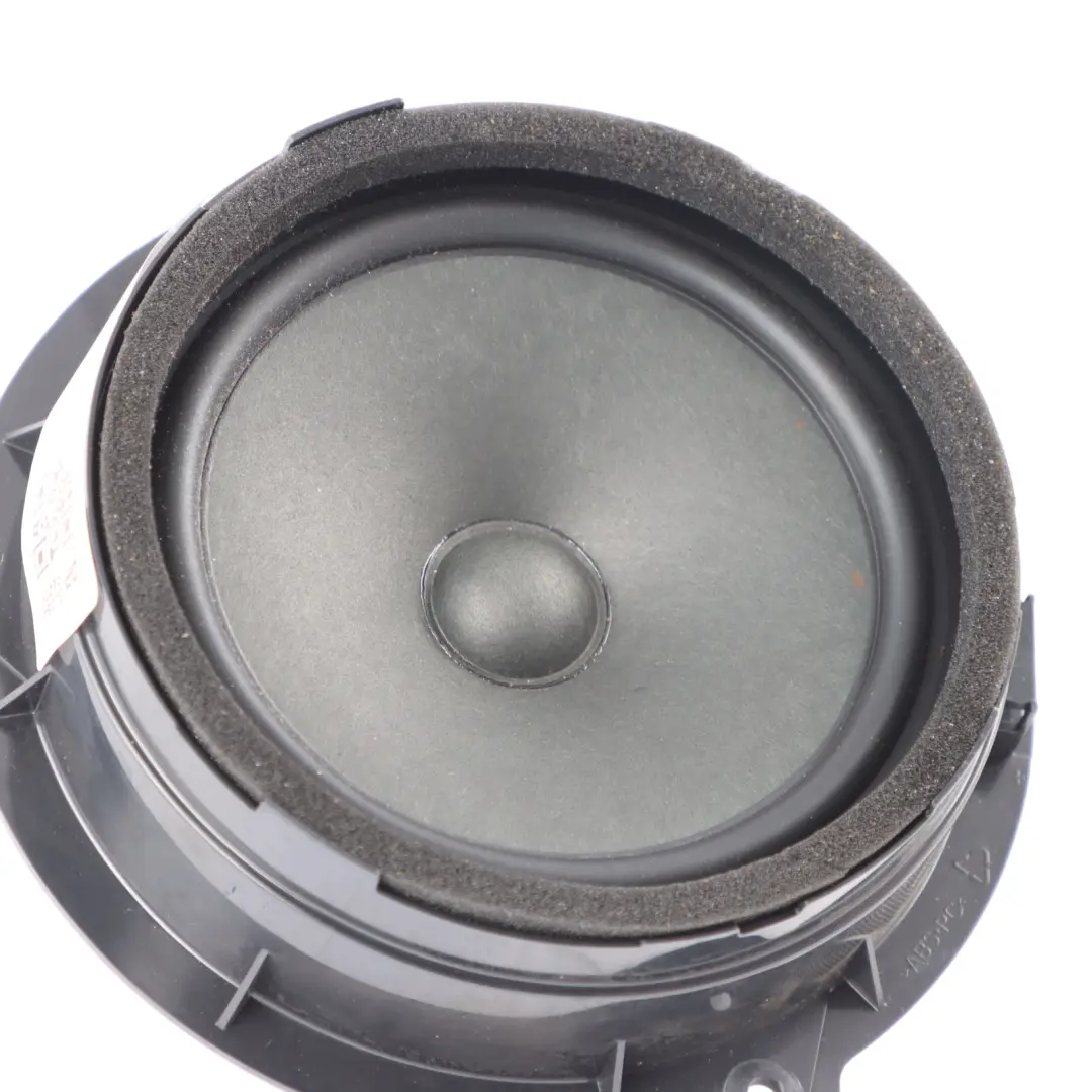 Tapa Altavoz Trasero Puerta Izquierda para Audi A3 8V con número de pieza 8V4035411B Audi A3 8V Tapa Altavoz Trasero Puerta Izquierda - SKU 8V4035411B-1 - Número de pieza 8V4035411B