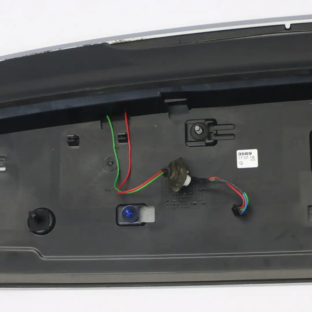 Audi A3 8V Sportback 5Dr Spoiler arrière garniture couvercle coffre argenté Z7G - SKU 8V4827933B-FSI - Numéro de pièce 8V4827933B