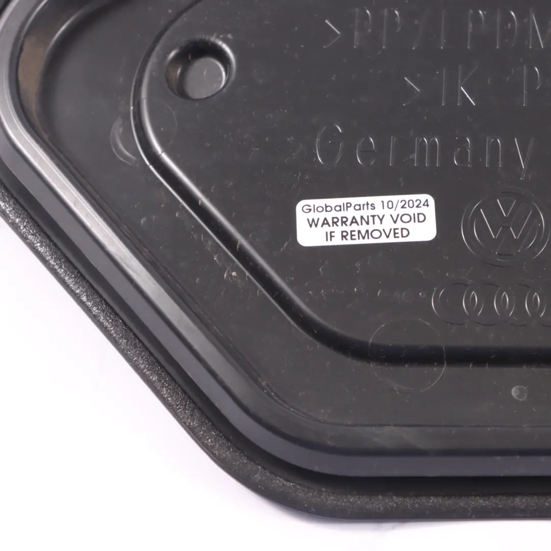 Sportback 5Dr Porta anteriore destra copertura interno per AUDI A3 8V con numero di parte 8V4837916B AUDI A3 8V Sportback 5Dr Porta anteriore destra copertura interno - SKU 8V4837916B - Numero di parte 8V4837916B