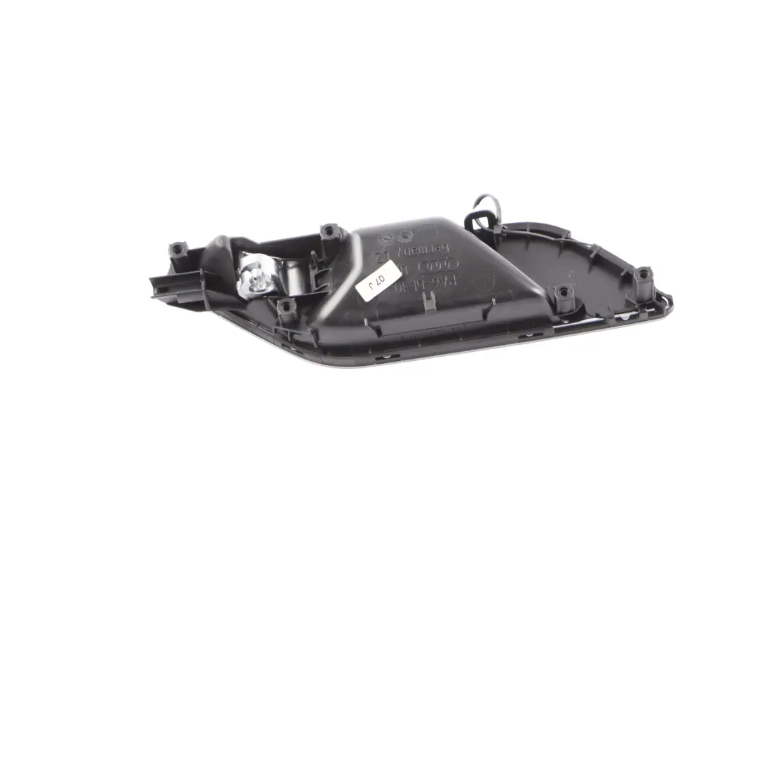 Maniglia interna porta posteriore sinistra per Audi A3 8V con numero di parte 8V4839019B Audi A3 8V Maniglia interna porta posteriore sinistra - SKU 8V4839019B - Numero di parte 8V4839019B