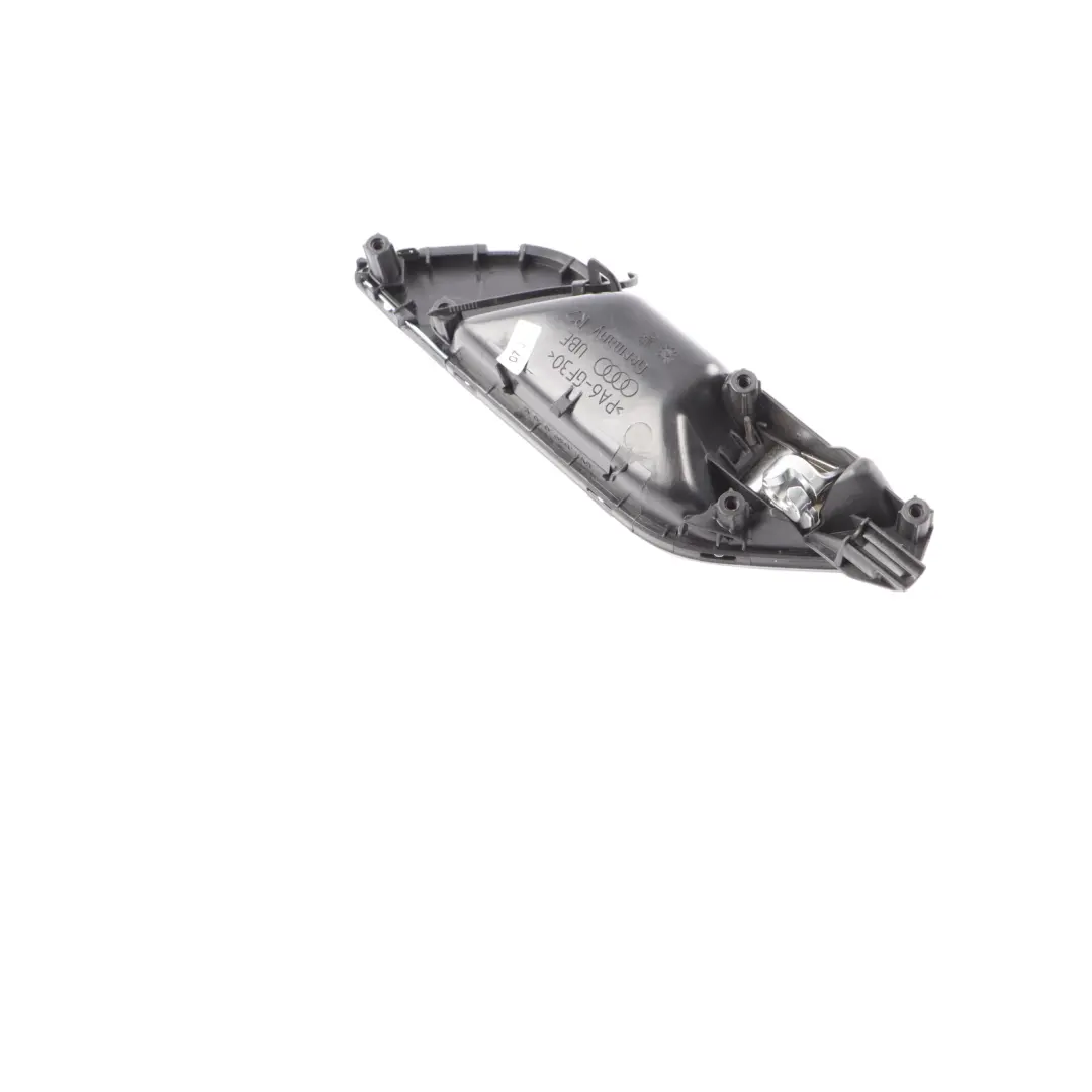 Maniglia interna porta posteriore destra per Audi A3 8V con numero di parte 8V4839020B Audi A3 8V Maniglia interna porta posteriore destra - SKU 8V4839020B - Numero di parte 8V4839020B