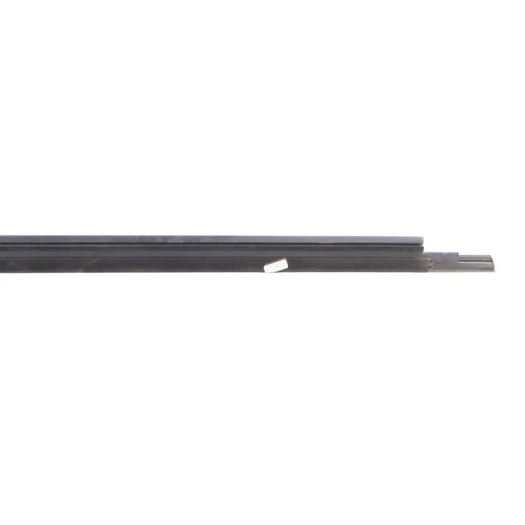 Audi A3 8V Sportback 5D Joint d'étanchéité Porte avant gauche Moulage - SKU 8V4853283B - Numéro de pièce 8V4853283B