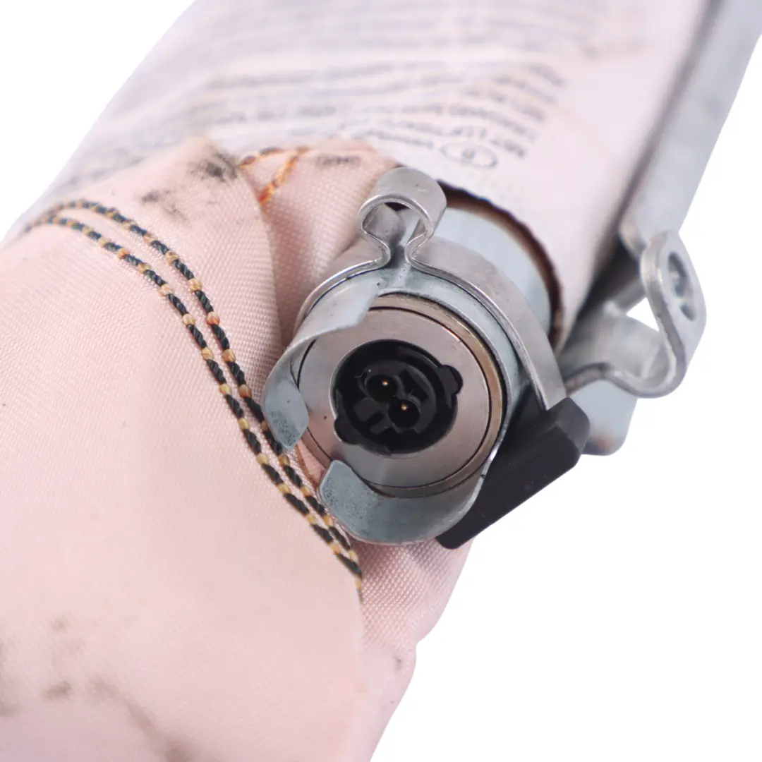 Module d'air latéral Siège avant droit SRS 8V4880242B pour Audi A3 S3 RS3 8V à propos du numéro de pièce 8V4880242A Audi A3 S3 RS3 8V Module d'air latéral Siège avant droit SRS 8V4880242B - SKU 8V4880242A - Numéro de pièce 8V4880242A