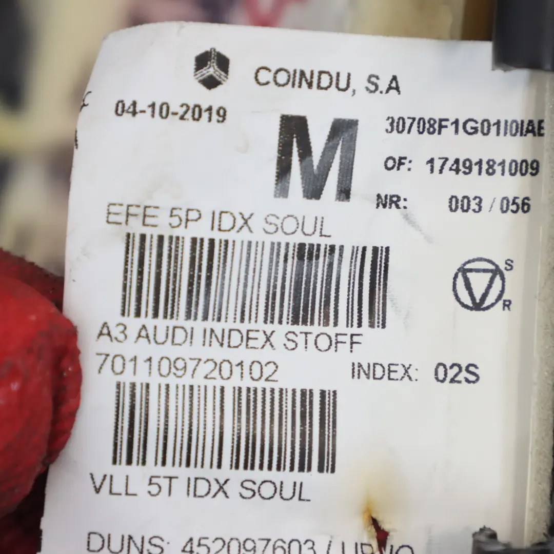 Sportback Dossier siège avant gauche Tissu Soul Noir pour Audi A3 8V à propos du numéro de pièce 8V4881805AB Audi A3 8V Sportback Dossier siège avant gauche Tissu Soul Noir - SKU 8V4881805AB - Numéro de pièce 8V4881805AB