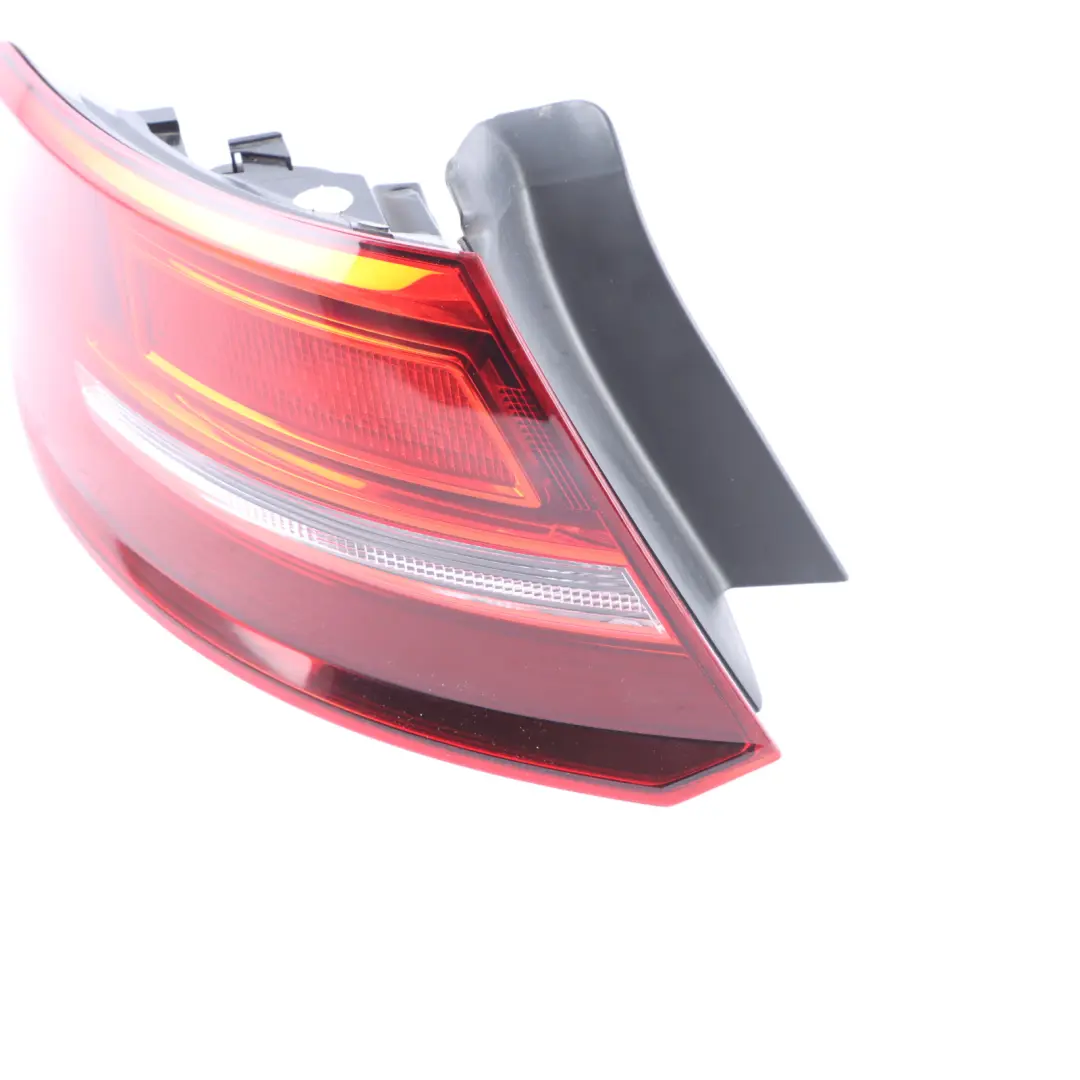 Sportback Feu arrière gauche Panneau latéral Feu arrière pour Audi A3 8V à propos du numéro de pièce 8V4945069 Audi A3 8V Sportback Feu arrière gauche Panneau latéral Feu arrière - SKU 8V4945069 - Numéro de pièce 8V4945069
