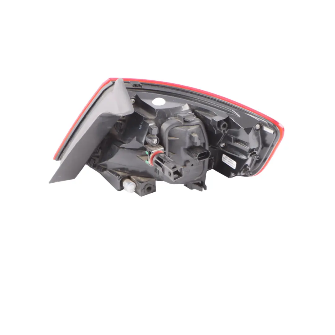 Sportback Luz Trasera Izquierda Panel Lateral Luz Trasera para Audi A3 8V con número de pieza 8V4945069 Audi A3 8V Sportback Luz Trasera Izquierda Panel Lateral Luz Trasera - SKU 8V4945069 - Número de pieza 8V4945069