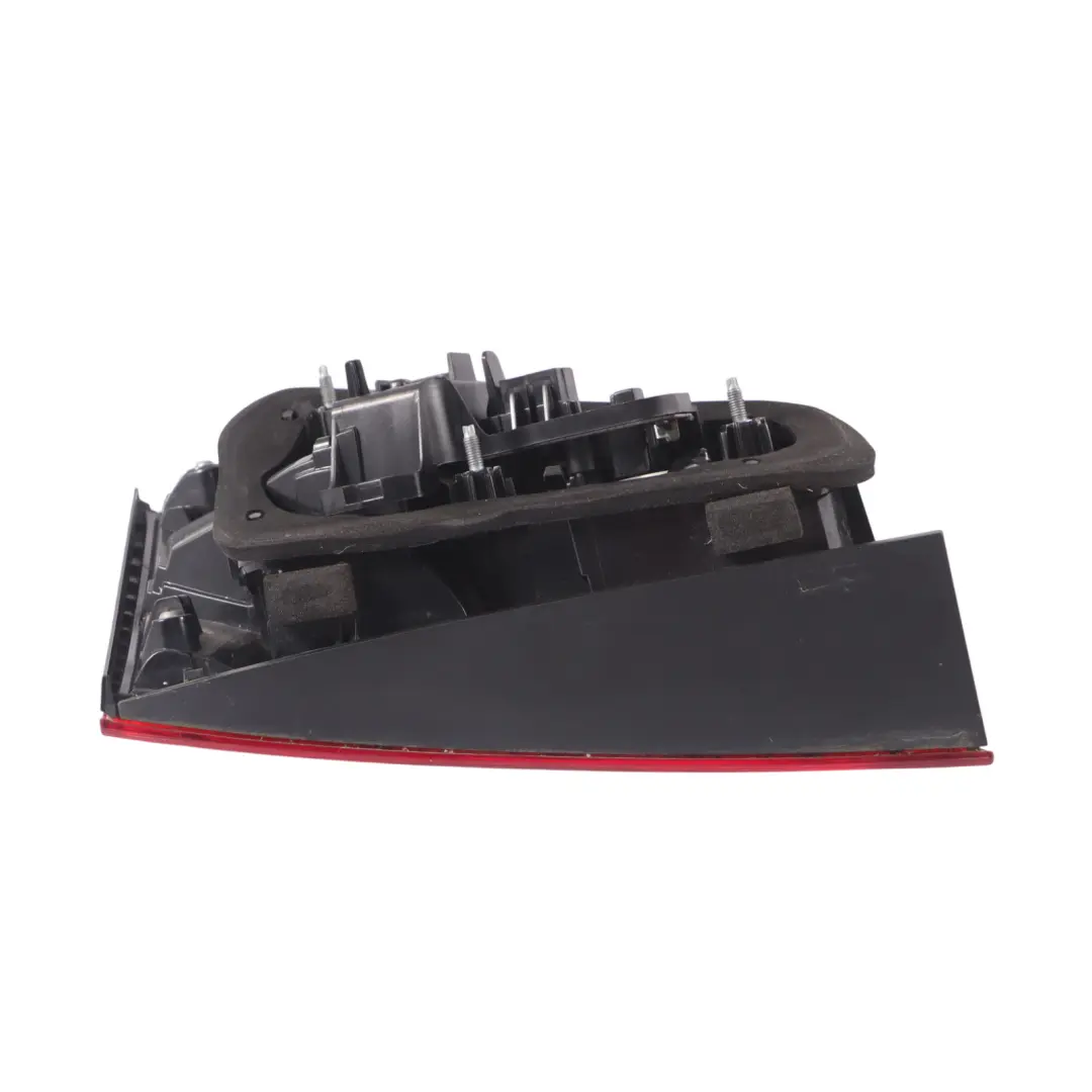 Audi A3 8V Sportback Rear Lamp Boot Lid Right O/S Inner Taillight - SKU 8V4945076 - Part number 8V4945076