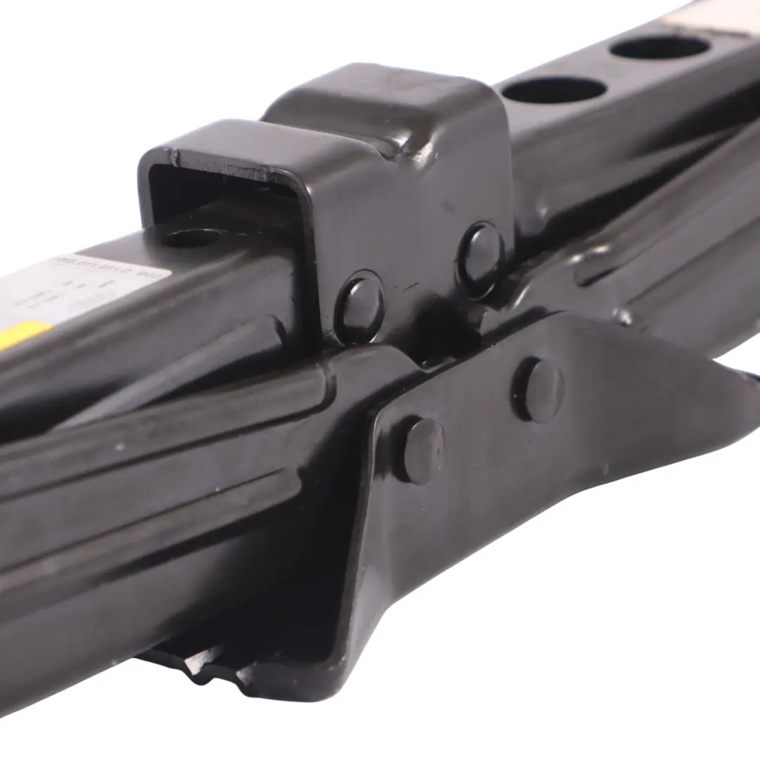 Audi A4 B9 Cric levage pour voiture Outil levage roue d'urgence - SKU 8W0011031D - Numéro de pièce 8W0011031D