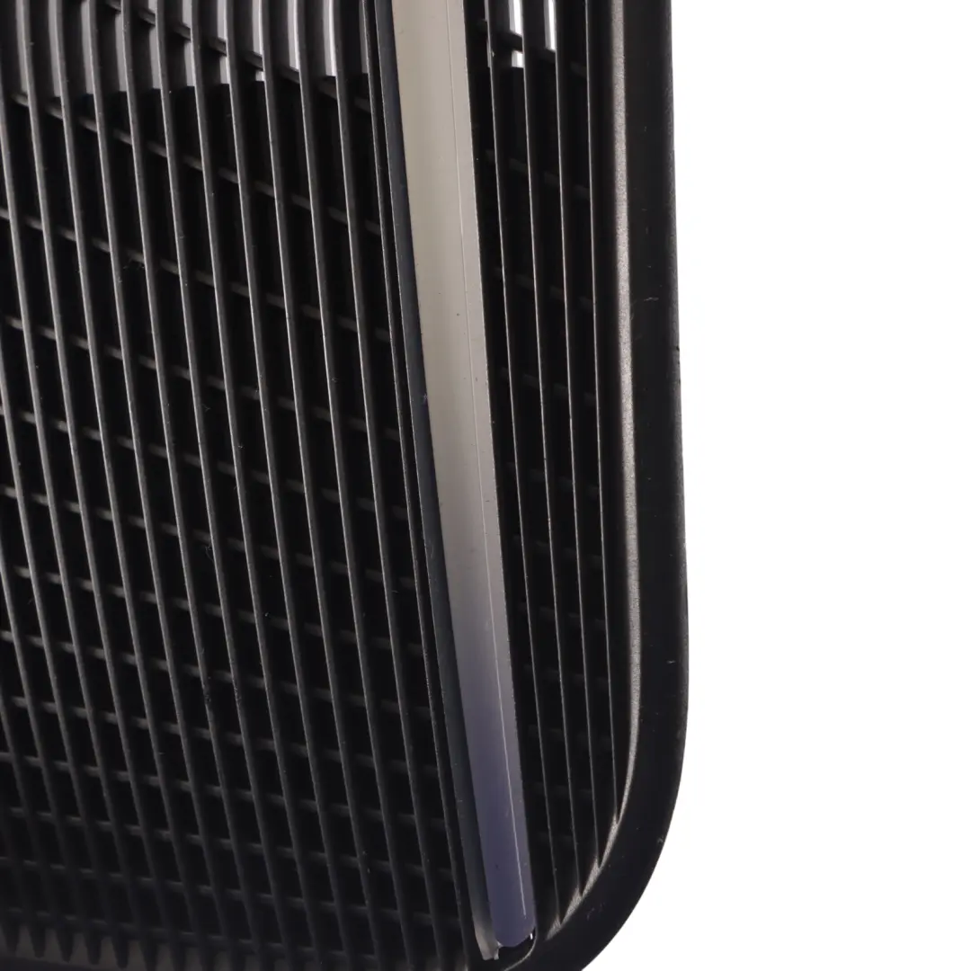 Audi A4 B9 Panneau de garniture de carte de porte avant droite Bang & Olufsen - SKU 8W0035144B - Numéro de pièce 8W0035144B