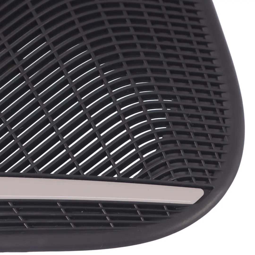 Audi A4 B9 Panneau haut-parleur de carte de porte arrière gauche Bang & Olufsen - SKU 8W0035293B - Numéro de pièce 8W0035293B
