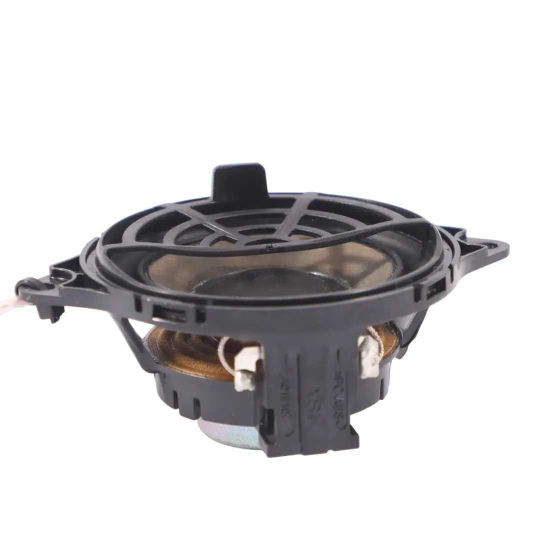 Dashboard Hochtöner Lautsprecher vorne links rechts für Audi A4 B9 mit Teilenummer 8W0035416D Audi A4 B9 Dashboard Hochtöner Lautsprecher vorne links rechts - SKU 8W0035416D - Teilenummer 8W0035416D