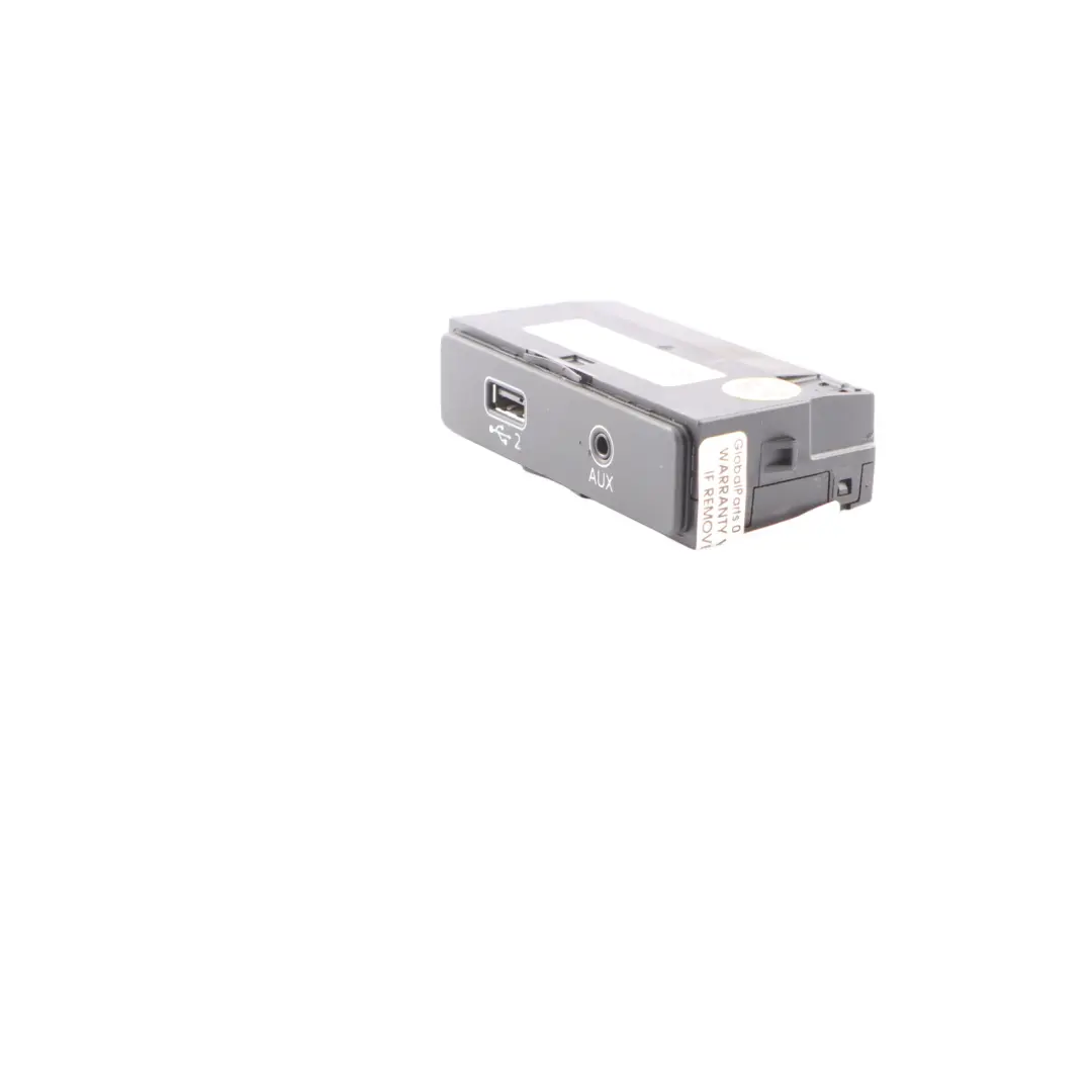 Connettore Esterno Audio Porta USB AUX per Audi A4 B9 8W Q5 FY con numero di parte 8W0035708 Audi A4 B9 8W Q5 FY Connettore Esterno Audio Porta USB AUX - SKU 8W0035708 - Numero di parte 8W0035708