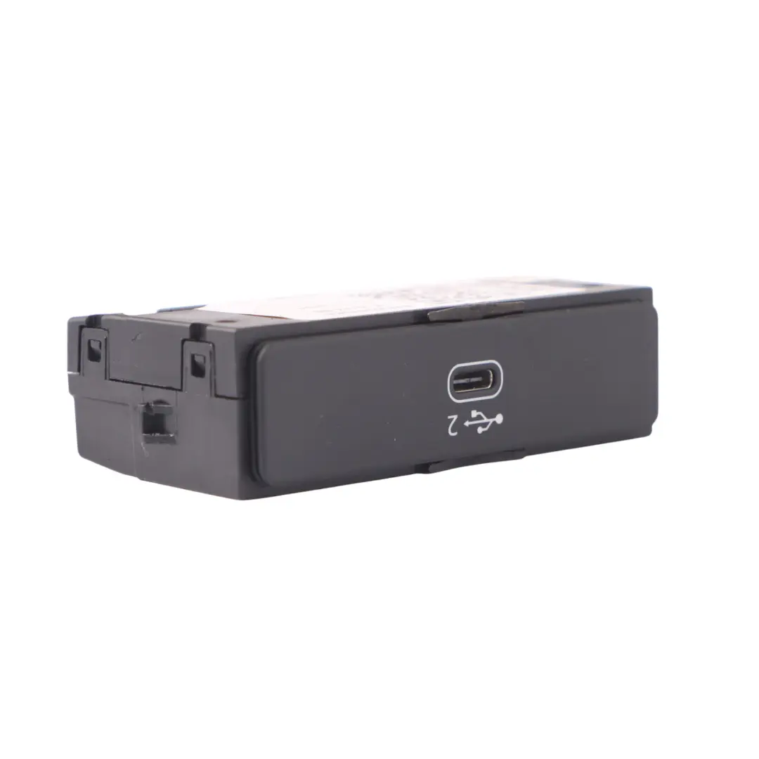 Audi A4 B9 USB Port Typ-C Buchse Stecker Eingang Anschluss - SKU 8W0035708A - Teilenummer 8W0035708A