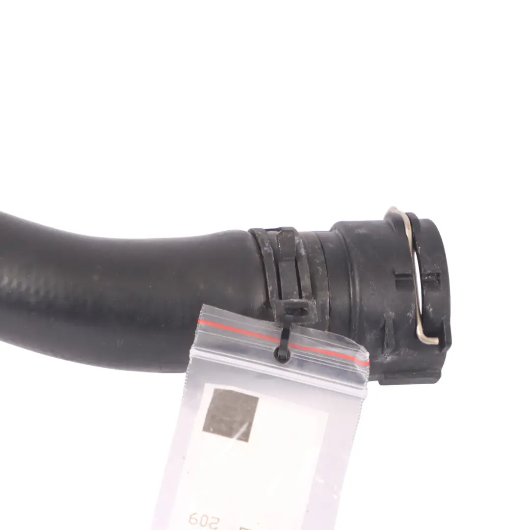 Audi A4 B9 Tuyau d'eau Conduite radiateur liquide refroidissement - SKU 8W0122101BH - Numéro de pièce 8W0122101BH