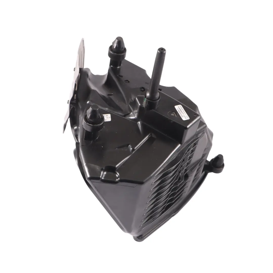 Audi A4 B9 Boîtier filtre à air - SKU 8W0133837 - Numéro de pièce 8W0133837