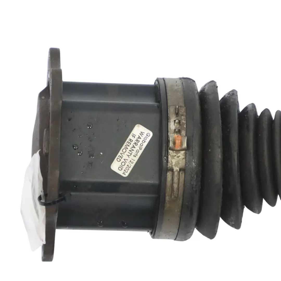 CVKB Półoś Przód Lewo Prawo do Audi A4 B9 2.0 TFSI o numerze 8W0407271E Audi A4 B9 2.0 TFSI CVKB Półoś Przód Lewo Prawo - SKU 8W0407271E - Numer Części 8W0407271E