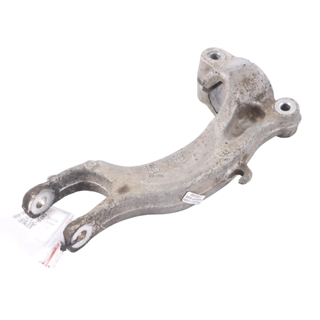 Wspornik amortyzatora przedniego , mocowanie prawe do Audi A4 B9 o numerze 8W0413038H Audi A4 B9 Wspornik amortyzatora przedniego , mocowanie prawe - SKU 8W0413038H - Numer Części 8W0413038H