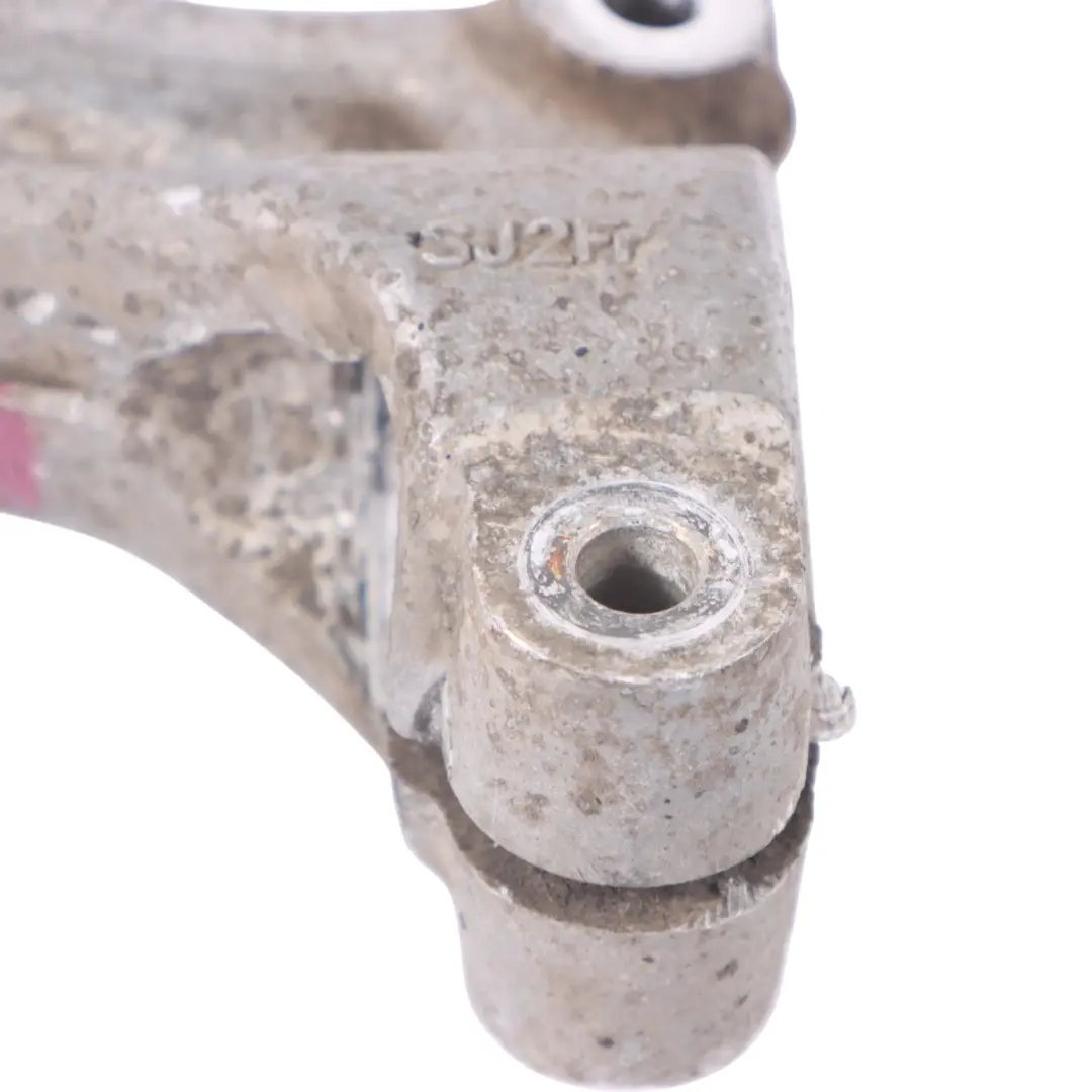 Supporto ammortizzatore anteriore destro per Audi A4 B9 con numero di parte 8W0413038H Audi A4 B9 Supporto ammortizzatore anteriore destro - SKU 8W0413038H - Numero di parte 8W0413038H