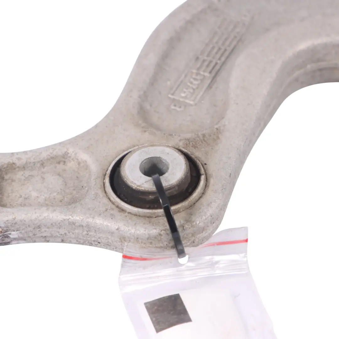 Brazo control suspensión superior trasera Wishbone derecho para Audi A4 B9 con número de pieza 8W0505324F Audi A4 B9 Brazo control suspensión superior trasera Wishbone derecho - SKU 8W0505324F - Número de pieza 8W0505324F