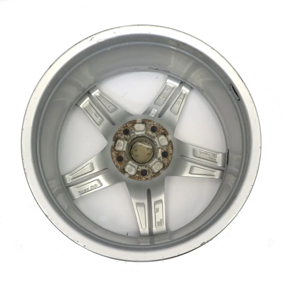 Audi A4 B9 Silver Wheel Alloy Rim 18" 8J ET:40 Double Star Spoke - SKU 8W0601025R-1 - Numéro de pièce 8W0601025R