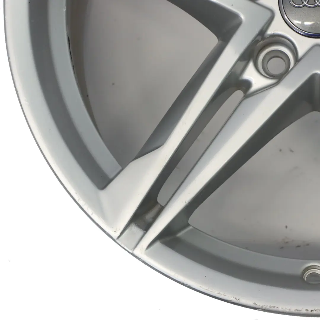 Audi A4 B9 Jante argentée alliage 18" 8J ET:40 Double étoile - SKU 8W0601025R-2 - Numéro de pièce 8W0601025R