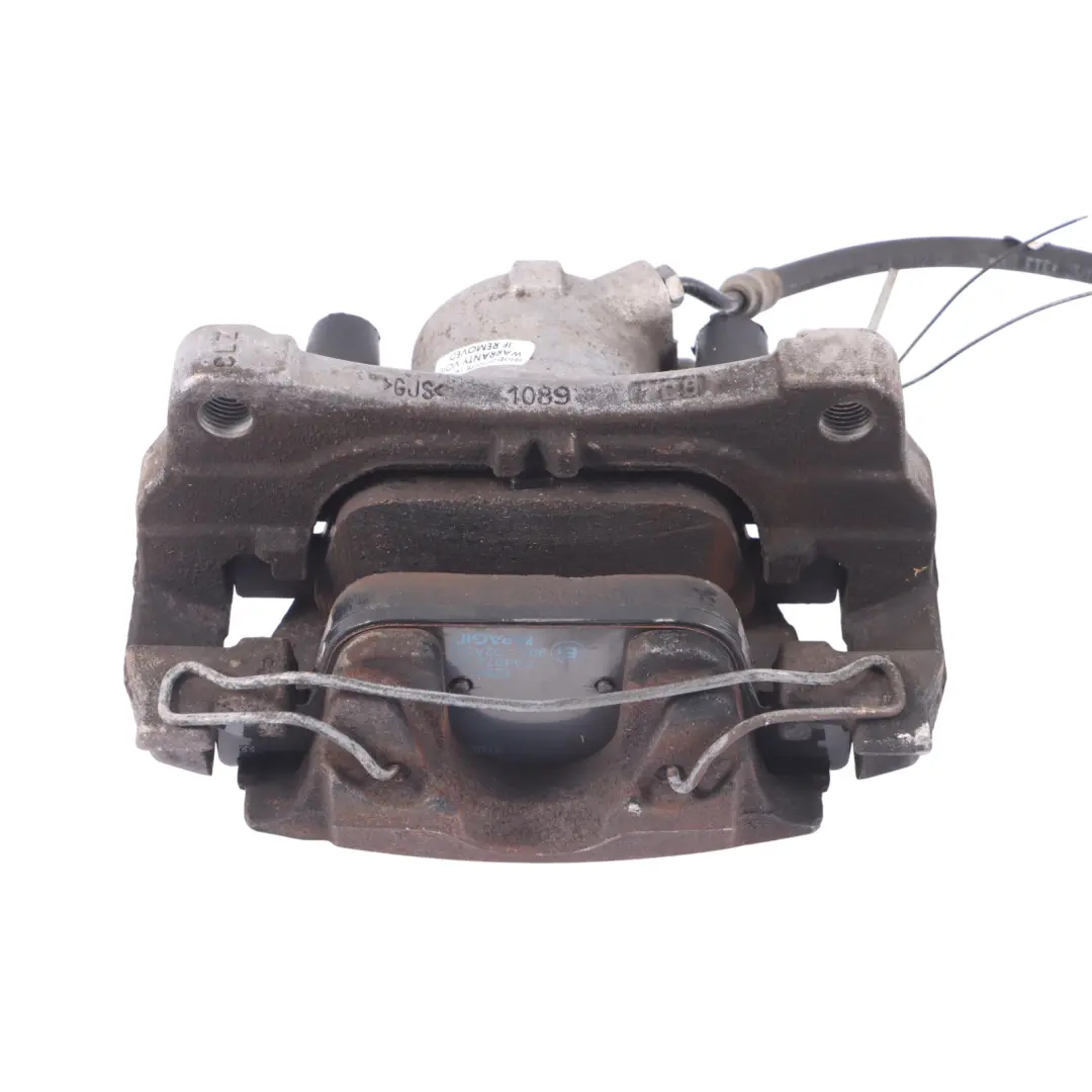 Pinza freno ruota Unità frenante anteriore sinistra per Audi A4 B9 con numero di parte 8W0615123 Audi A4 B9 Pinza freno ruota Unità frenante anteriore sinistra - SKU 8W0615123 - Numero di parte 8W0615123