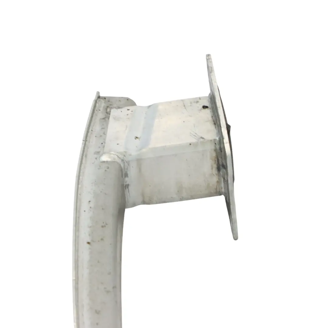 Paraurti Posteriore Supporto Membro Trasversale per Audi A4 B9 con numero di parte 8W0807309B Audi A4 B9 Paraurti Posteriore Supporto Membro Trasversale - SKU 8W0807309B - Numero di parte 8W0807309B