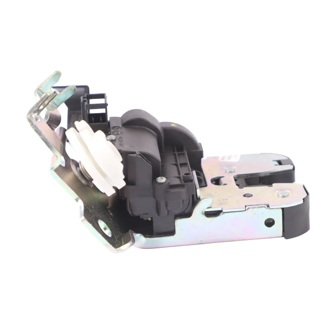 Cerradura portón trasero Maletero Mecanismo cierre trasero para Audi A4 B9 con número de pieza 8W0827503 Audi A4 B9 Cerradura portón trasero Maletero Mecanismo cierre trasero - SKU 8W0827503 - Número de pieza 8W0827503