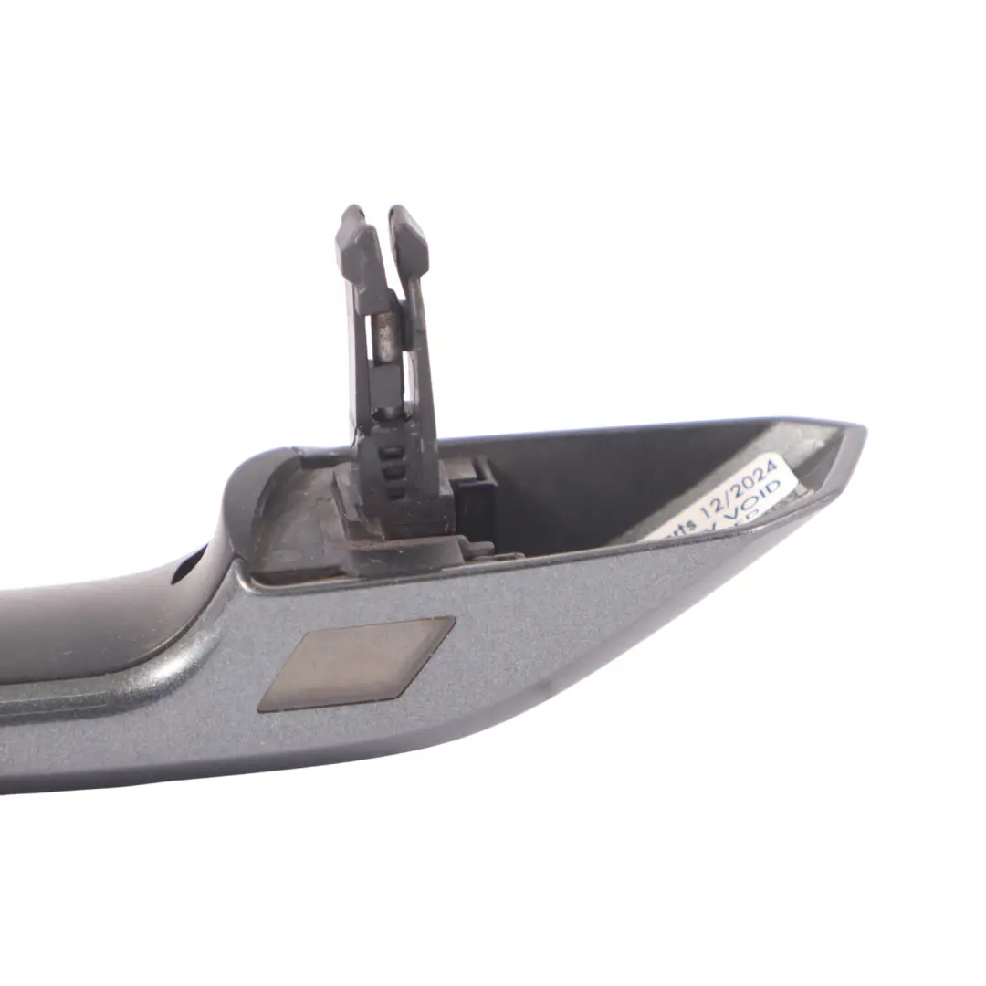 Audi A4 B9 Poignée de porte arrière extérieure droite Daytona Grey Z7S - SKU 8W0837240-DGR - Numéro de pièce 8W0837240