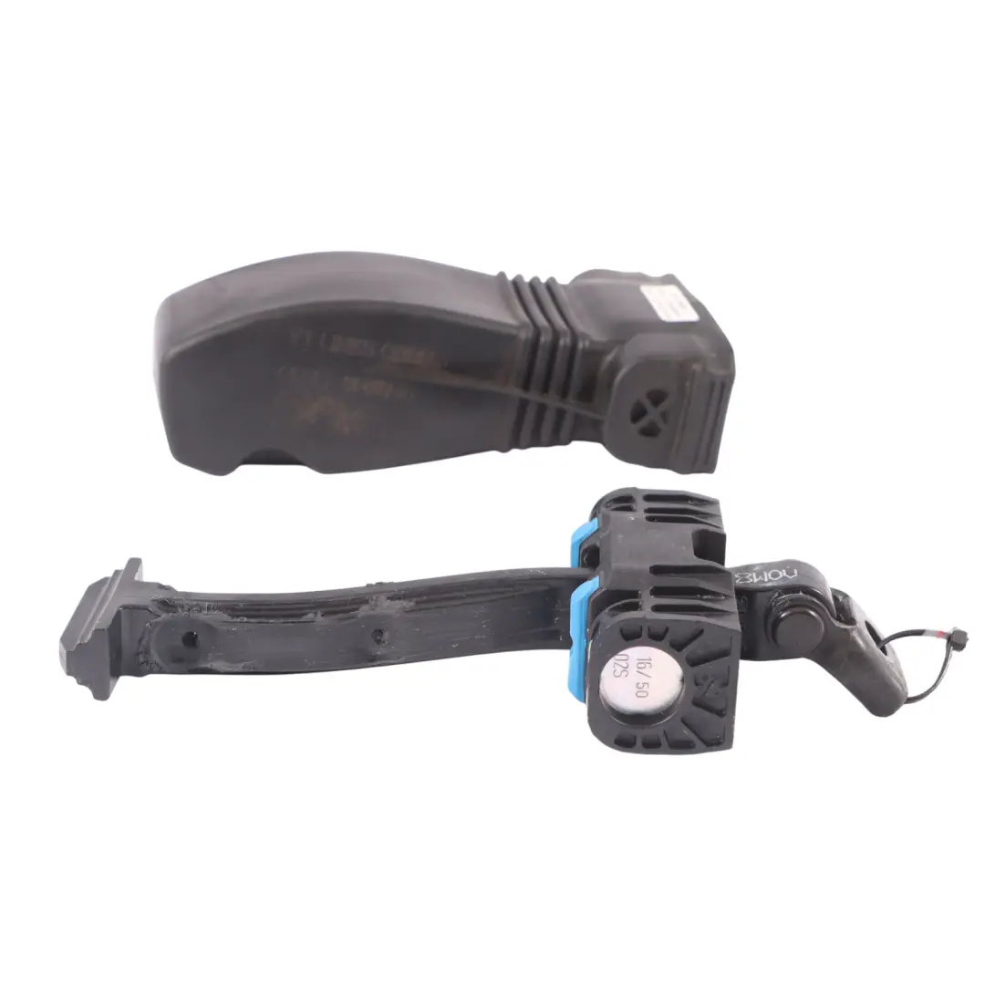 Limiteur de sangle de contrôle de porte avant Gauche Droite pour Audi A4 B9 à propos du numéro de pièce 8W0837249 Audi A4 B9 Limiteur de sangle de contrôle de porte avant Gauche Droite - SKU 8W0837249 - Numéro de pièce 8W0837249