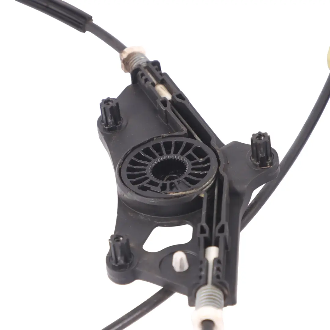 Mécanisme de lève vitre avant gauche pour Audi A4 B9 à propos du numéro de pièce 8W0837461 Audi A4 B9 Mécanisme de lève vitre avant gauche - SKU 8W0837461 - Numéro de pièce 8W0837461