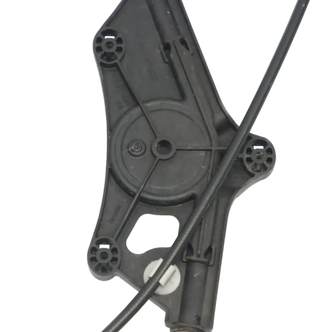 Lève vitre avant Mécanisme droit pour Audi A4 B9 à propos du numéro de pièce 8W0837462 Audi A4 B9 Lève vitre avant Mécanisme droit - SKU 8W0837462 - Numéro de pièce 8W0837462