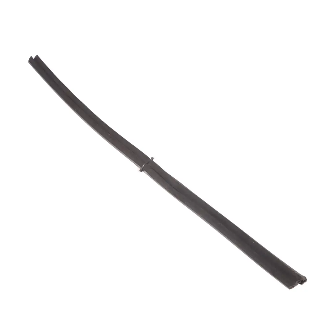 Audi A4 B9 Joint d'étanchéité intérieur de porte avant gauche - SKU 8W0837479 - Numéro de pièce 8W0837479